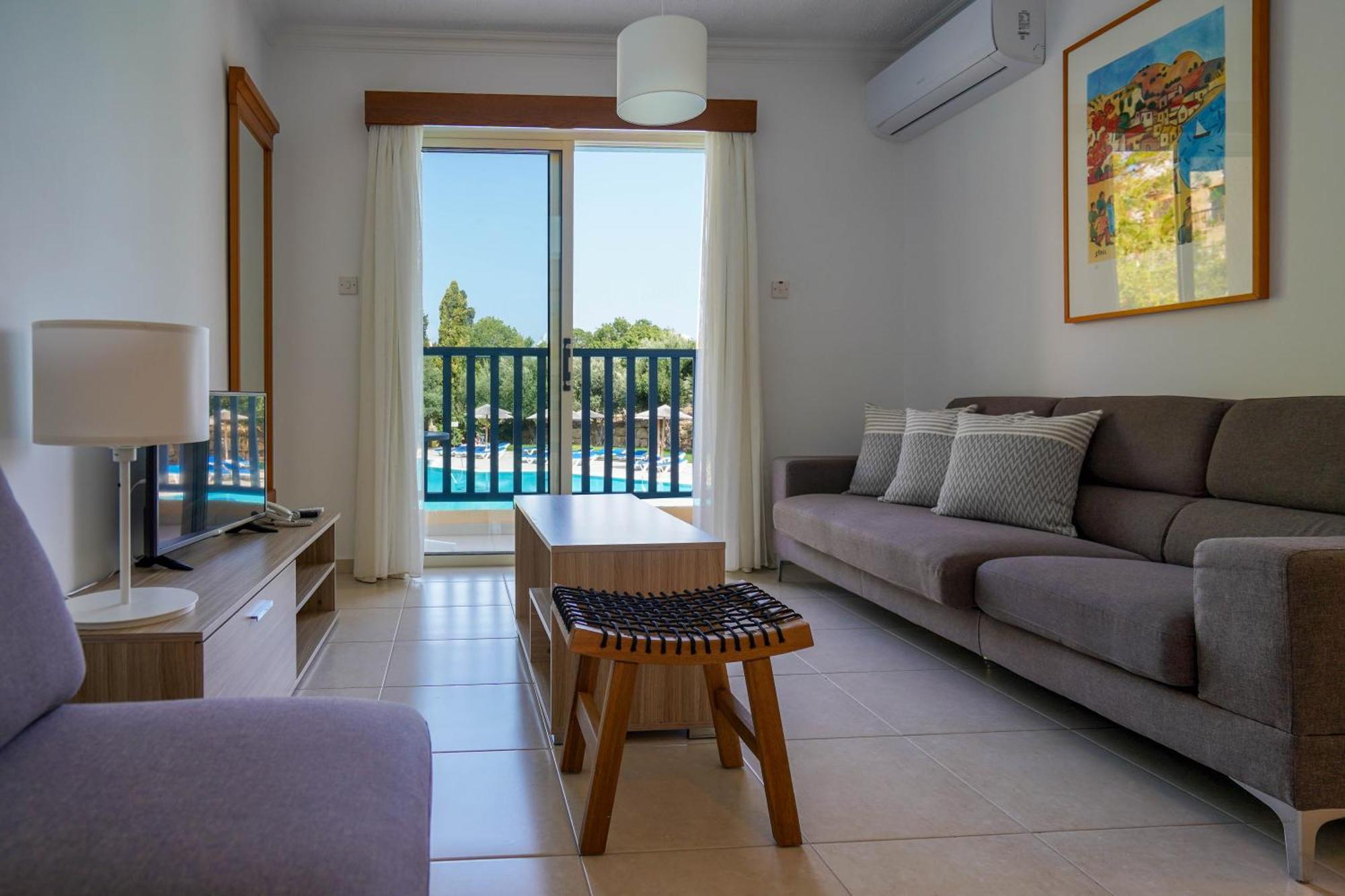 Basilica Holiday Resort Paphos Exterior foto