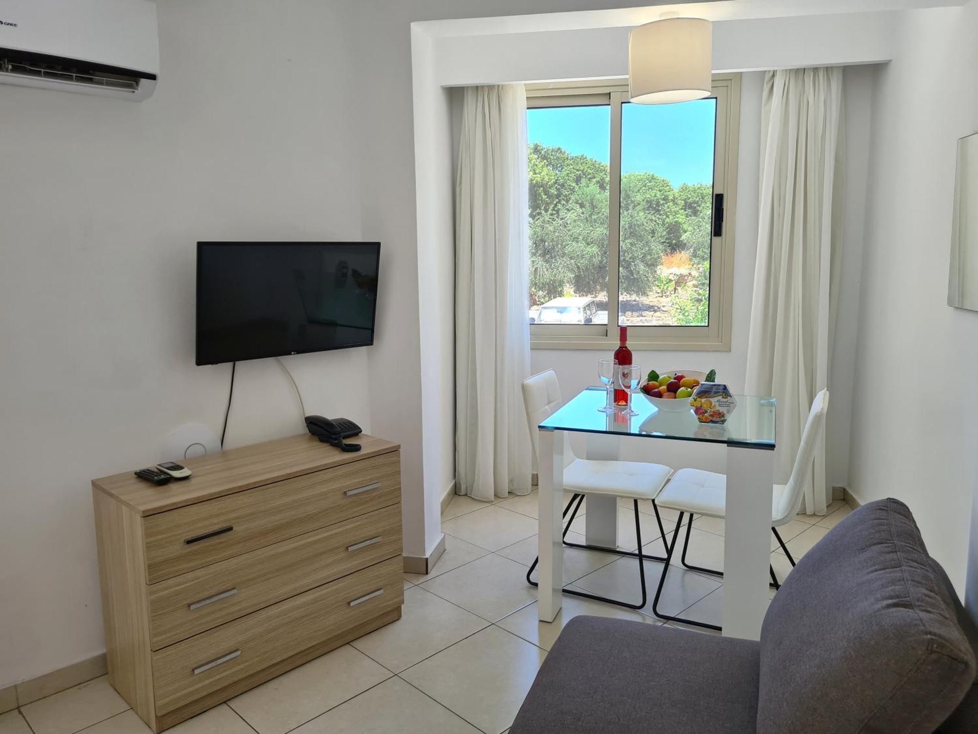 Basilica Holiday Resort Paphos Exterior foto