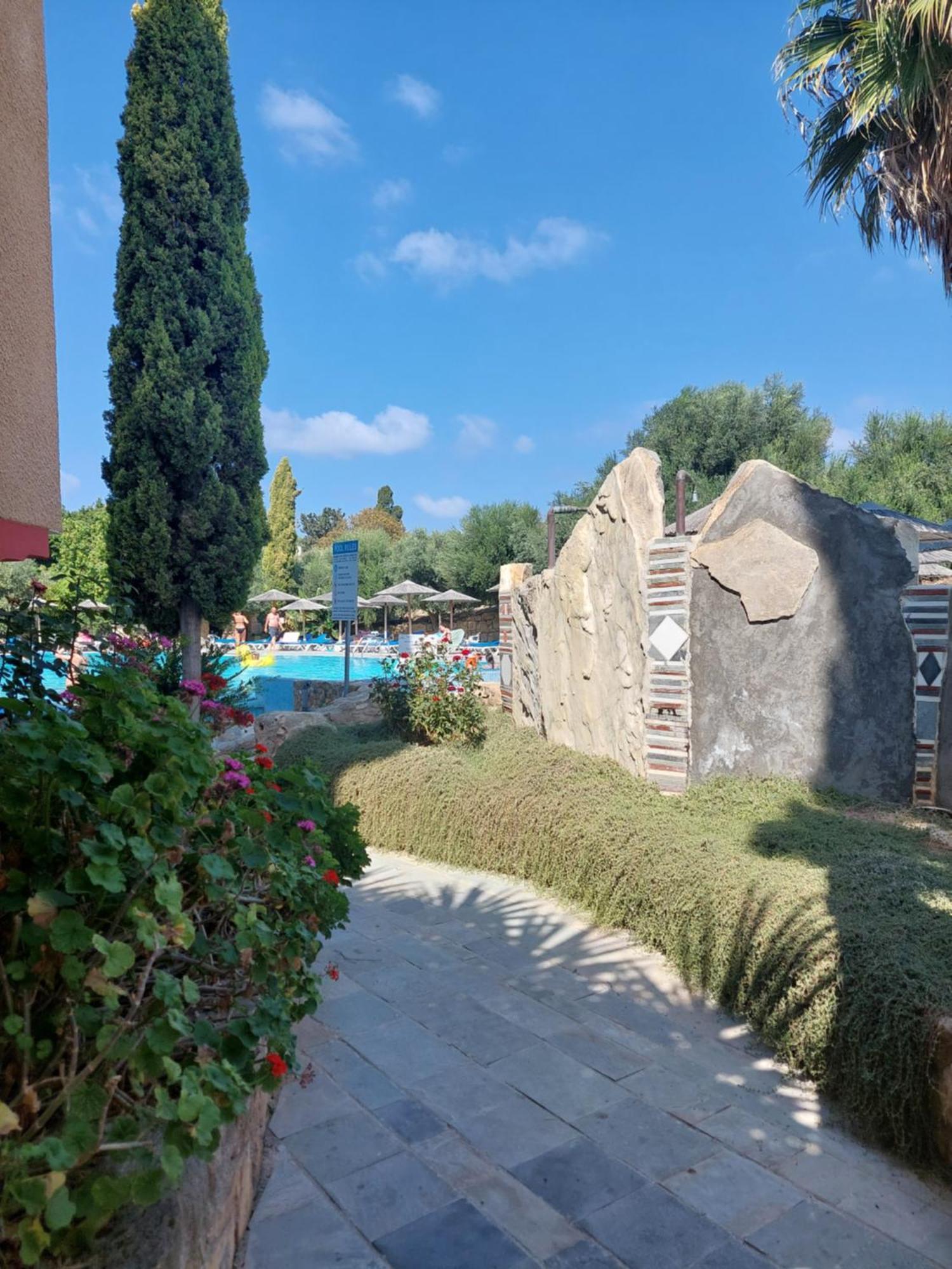 Basilica Holiday Resort Paphos Exterior foto